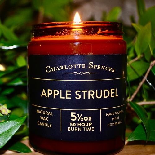 5.5oz Candle - Apple Strudel